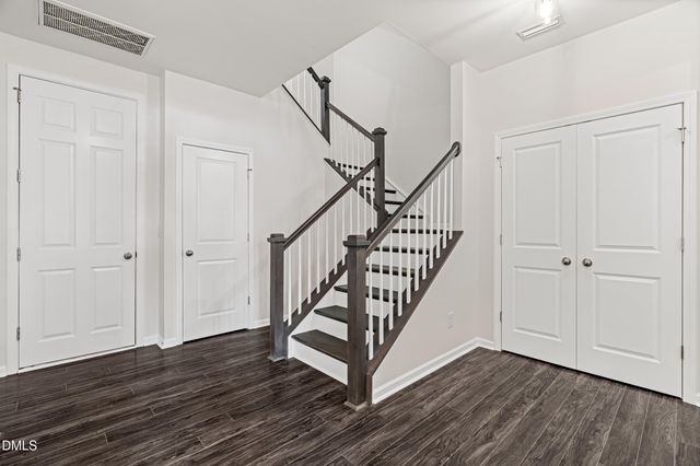 542 Grand Central Station, Apex, NC 27502