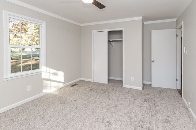 33 Eastwood Dr, Fayetteville, TN 37334