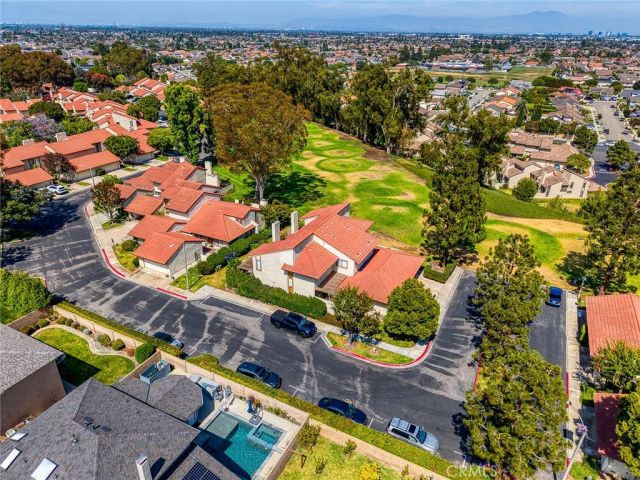 8391 Mapledale Lane, Huntington Beach, CA 92646
