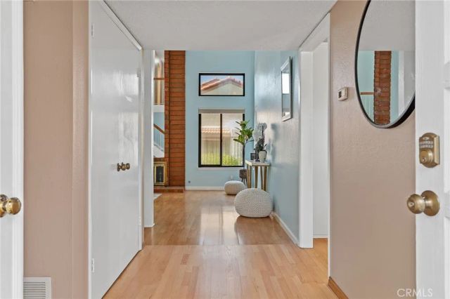 8391 Mapledale Lane, Huntington Beach, CA 92646