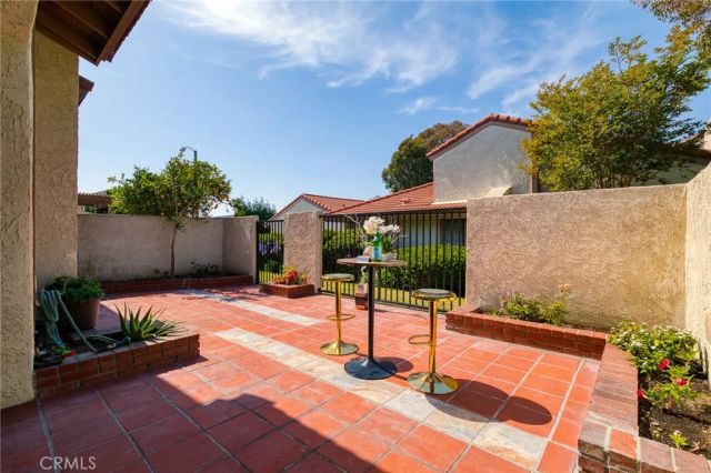 8391 Mapledale Lane, Huntington Beach, CA 92646