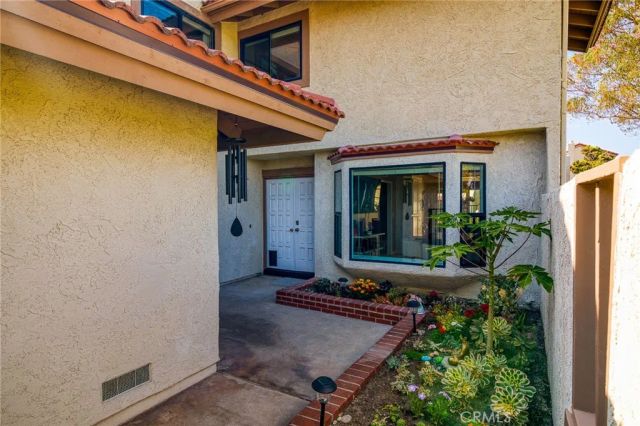 8391 Mapledale Lane, Huntington Beach, CA 92646