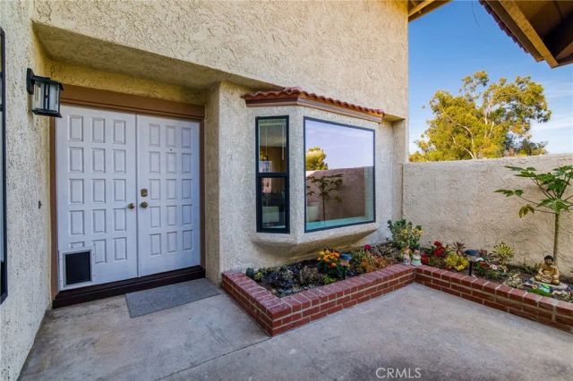 8391 Mapledale Lane, Huntington Beach, CA 92646