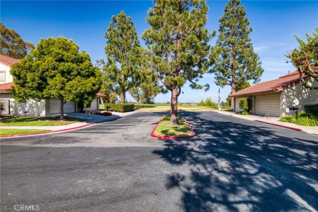 8391 Mapledale Lane, Huntington Beach, CA 92646