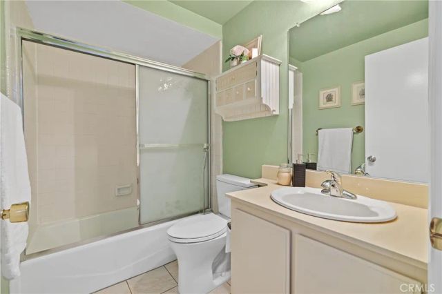 8391 Mapledale Lane, Huntington Beach, CA 92646