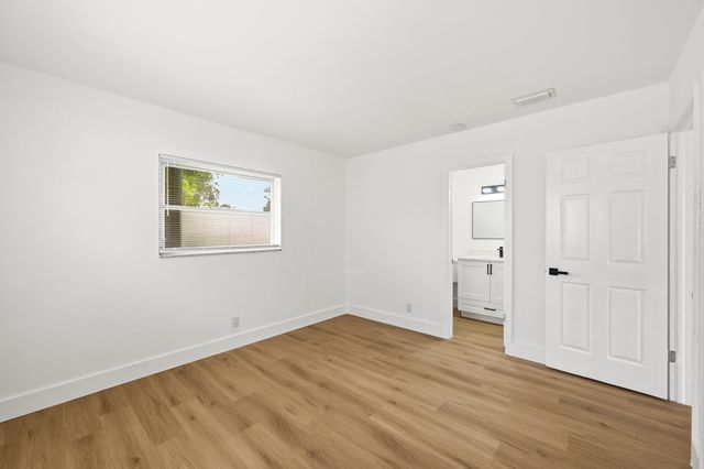 8410 NW 59th Place, Tamarac, FL 33321