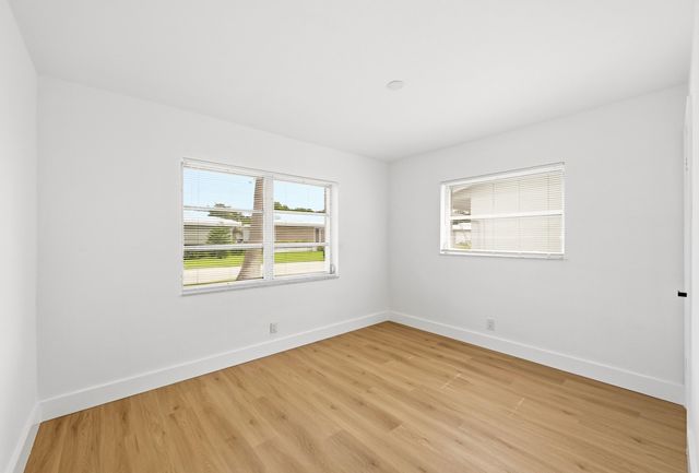 8410 NW 59th Place, Tamarac, FL 33321