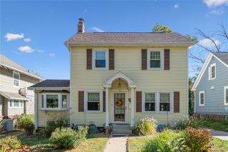 520 22nd Street SE, Cedar Rapids, IA 52403