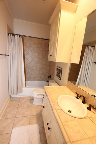 4043 Throckmorton Street, Dallas, TX 75219