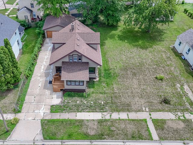1608 Chestnut Street, Rockford, IL 61102