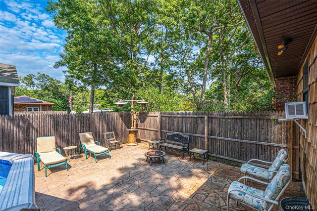 32 Rutland Road, Mastic, NY 11950