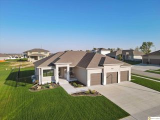 11613 S 116th Street, Papillion, NE 68046