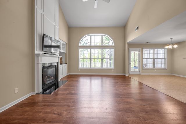4417 Turtle Creek Way, Lexington, KY 40509