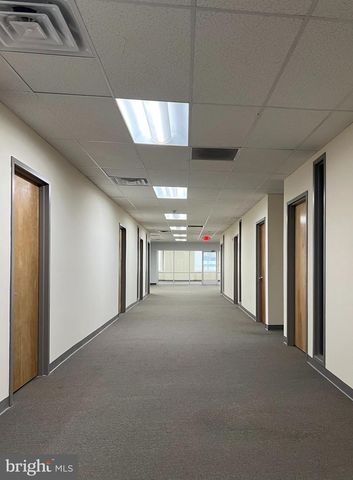 239-41 N BROAD ST, Philadelphia, PA 19107