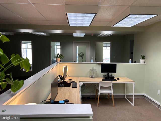 239-41 N BROAD ST, Philadelphia, PA 19107