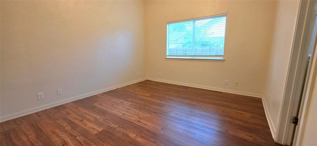 214 Juniper DR, Georgetown, TX 78626