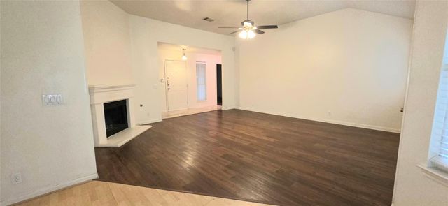 214 Juniper DR, Georgetown, TX 78626