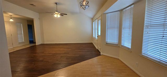 214 Juniper DR, Georgetown, TX 78626