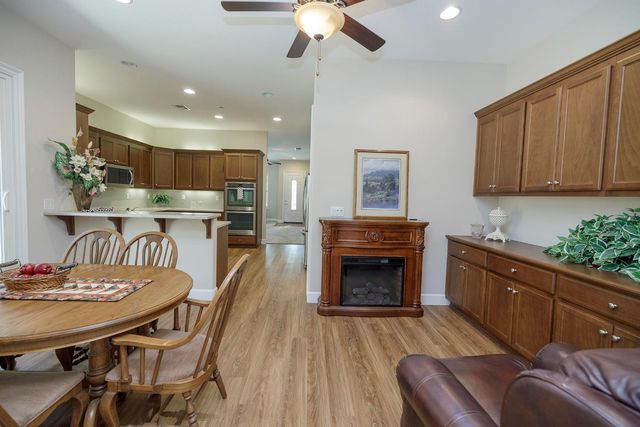 2471 Sea Lion Way, Turlock, CA 95380