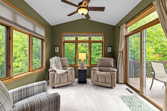 112021 Hidden Creek Place, Chaska, MN 55318