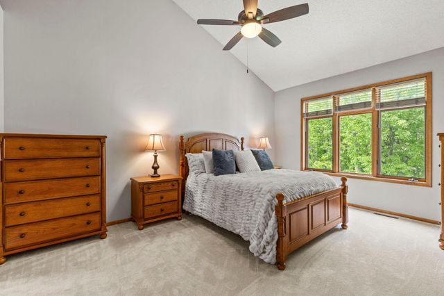 112021 Hidden Creek Place, Chaska, MN 55318
