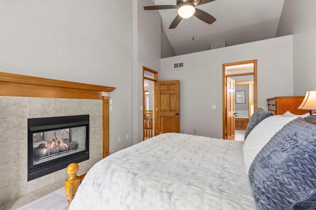 112021 Hidden Creek Place, Chaska, MN 55318