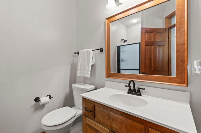 112021 Hidden Creek Place, Chaska, MN 55318