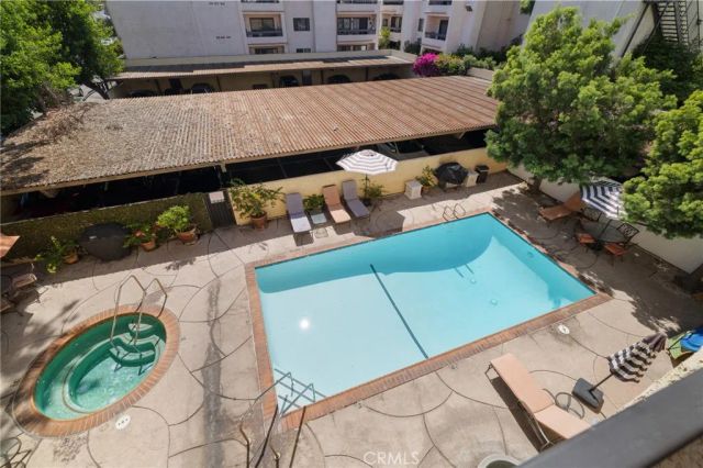 5257 Radford Avenue 212, Valley Village, CA 91607