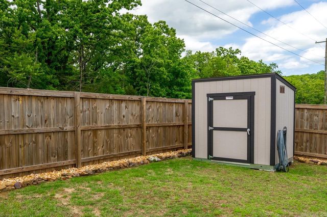1 Sun Drenched Trail, Conway, AR 72032