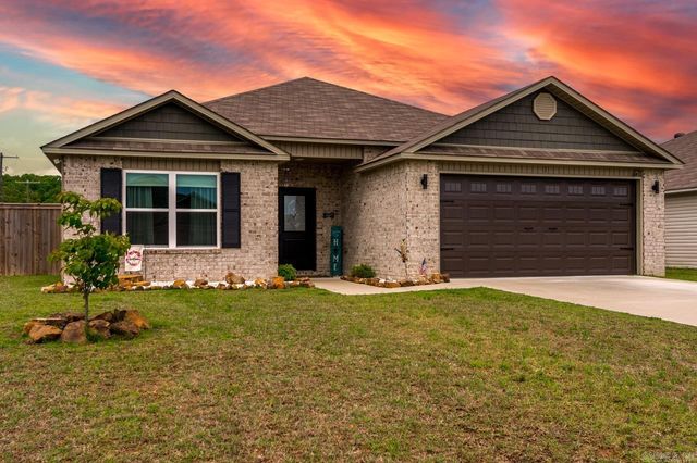 1 Sun Drenched Trail, Conway, AR 72032