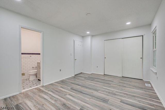 5 Pear Tree Ln, Franklin Twp., NJ 08823