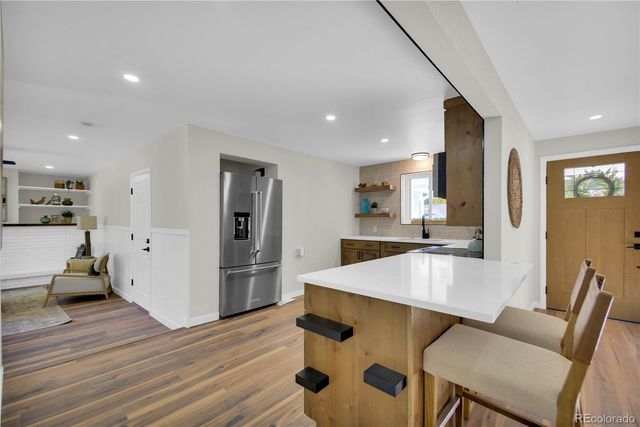 115 Hemlock Way, Broomfield, CO 80020