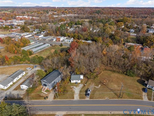 504 Longwood Ave, Farmville, VA 23901