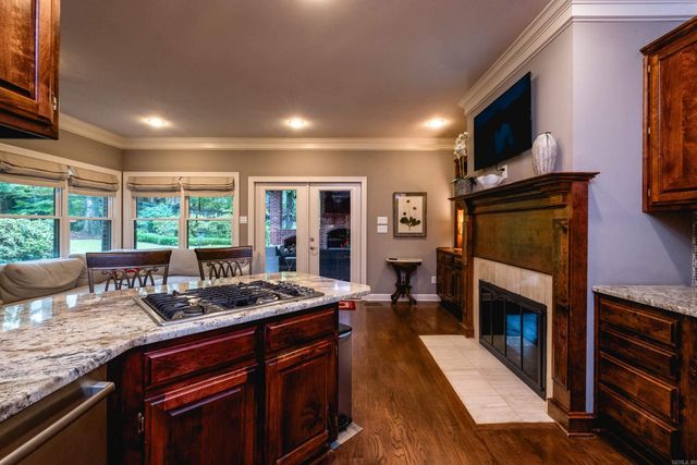 5 Lakewood Drive, North Little Rock, AR 72116