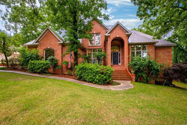 5 Lakewood Drive, North Little Rock, AR 72116