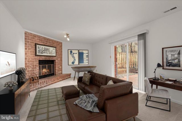 9811 RAINLEAF CT, Columbia, MD 21046