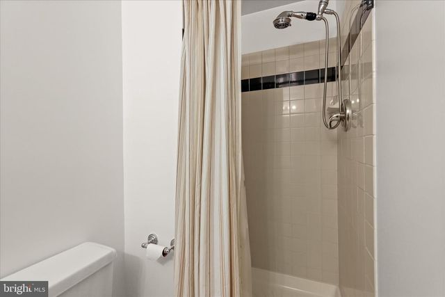 9811 RAINLEAF CT, Columbia, MD 21046