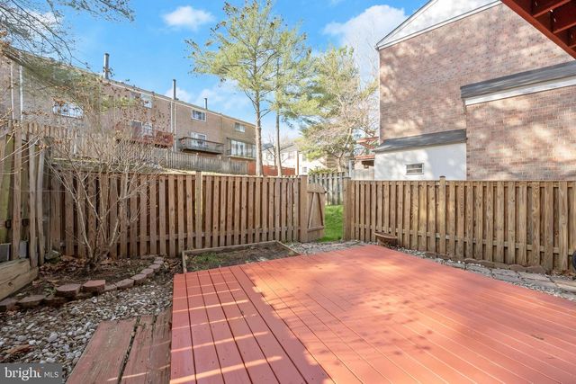 9811 RAINLEAF CT, Columbia, MD 21046