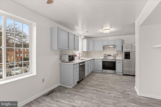 9811 RAINLEAF CT, Columbia, MD 21046