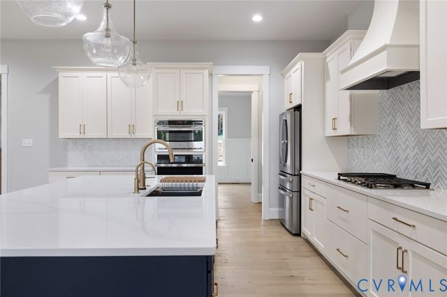 5107 Lake Summer Loop, Moseley, VA 23120