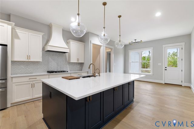 5107 Lake Summer Loop, Moseley, VA 23120