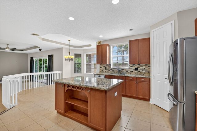 9917 Cobblestone Creek Drive, Boynton Beach, FL 33472