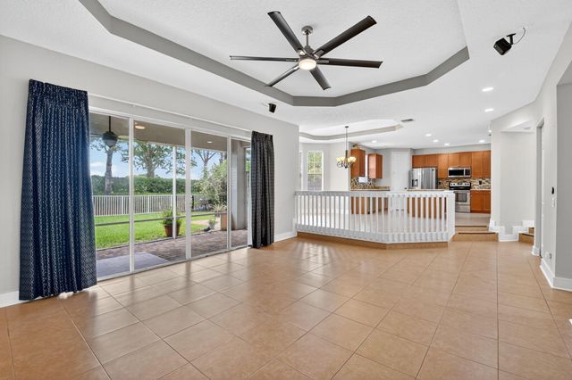 9917 Cobblestone Creek Drive, Boynton Beach, FL 33472