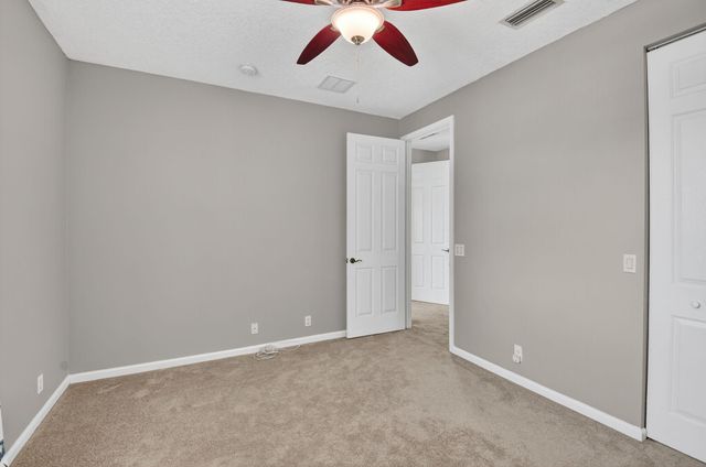 9917 Cobblestone Creek Drive, Boynton Beach, FL 33472