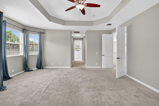 9917 Cobblestone Creek Drive, Boynton Beach, FL 33472