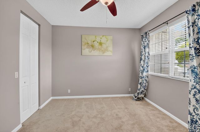 9917 Cobblestone Creek Drive, Boynton Beach, FL 33472