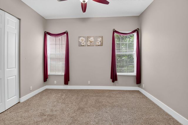 9917 Cobblestone Creek Drive, Boynton Beach, FL 33472