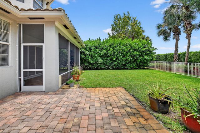9917 Cobblestone Creek Drive, Boynton Beach, FL 33472