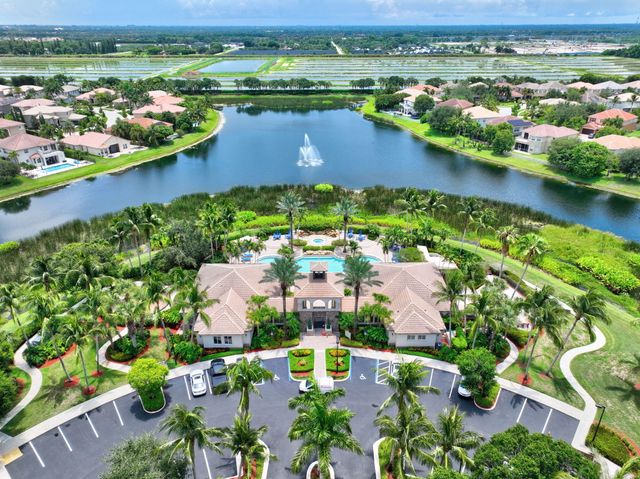 9917 Cobblestone Creek Drive, Boynton Beach, FL 33472