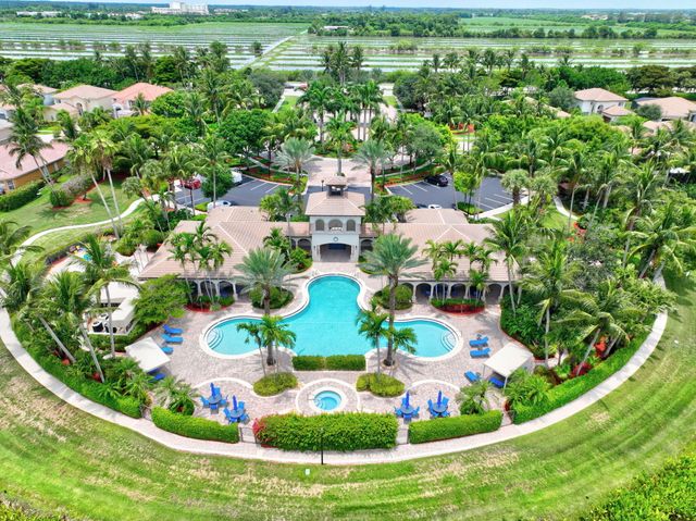 9917 Cobblestone Creek Drive, Boynton Beach, FL 33472